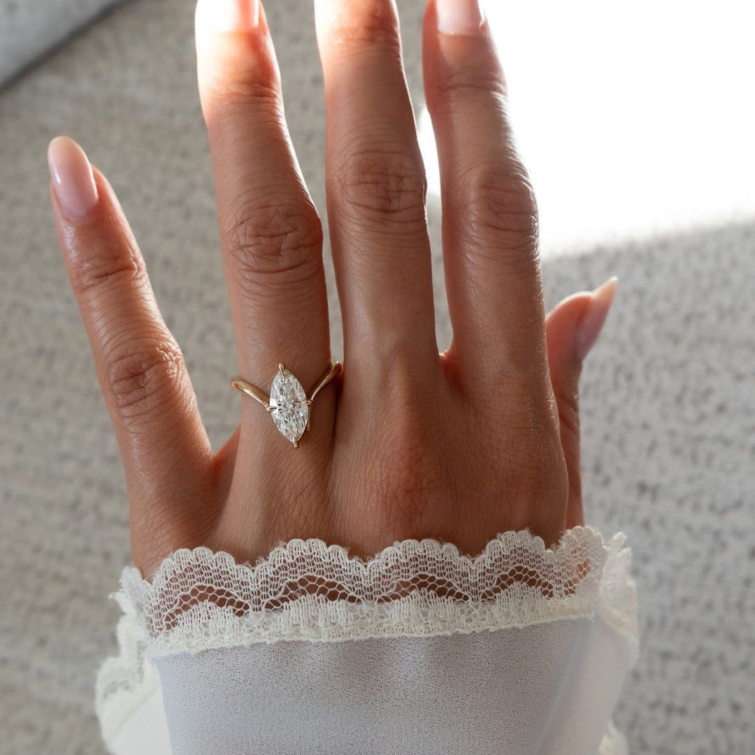 Elegant Oval Zirconia Ring