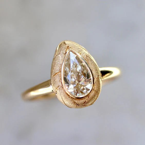 Vintage Golden Crystal Drop Ring