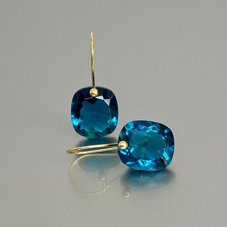 Vintage Zirconia Blue Earrings