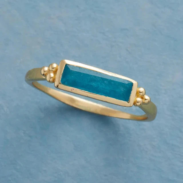 Vintage Blue Rectangular Gold Ring