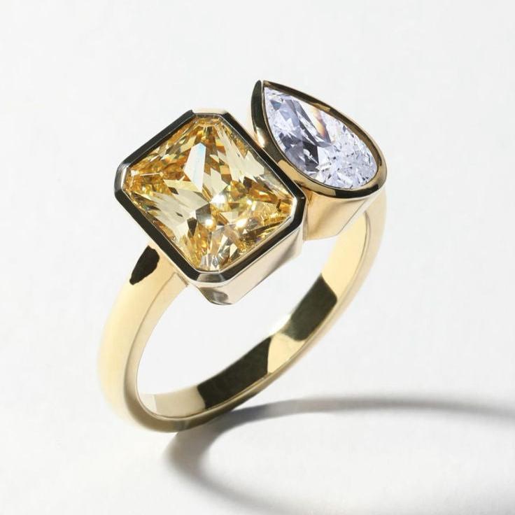 White & Yellow Glass Ring