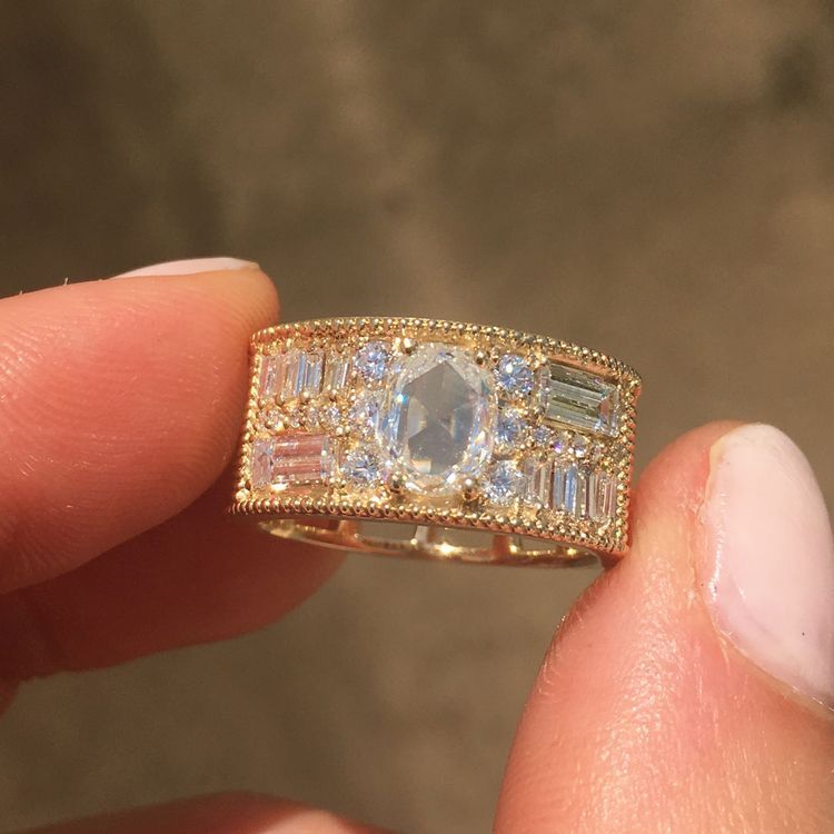 Exquisite Oval White Glass Ring Set