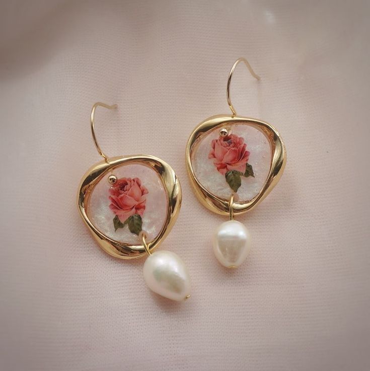 Pearl Floral Gold Earrings