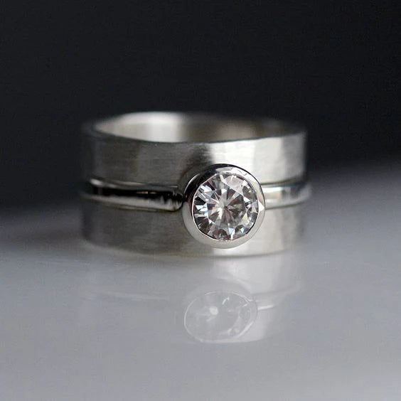 Vintage Silver Ring with Zirconia