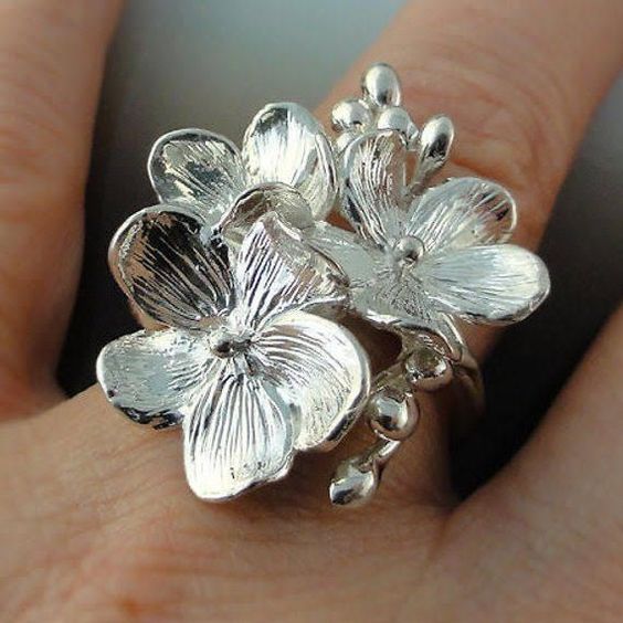 Vintage Silver Flower Ring