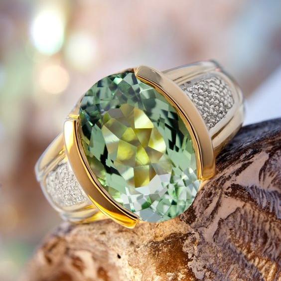 Vintage Olive Crystal Ring