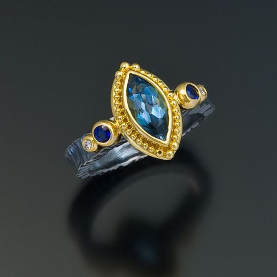 Vintage Oval Blue Glass Ring