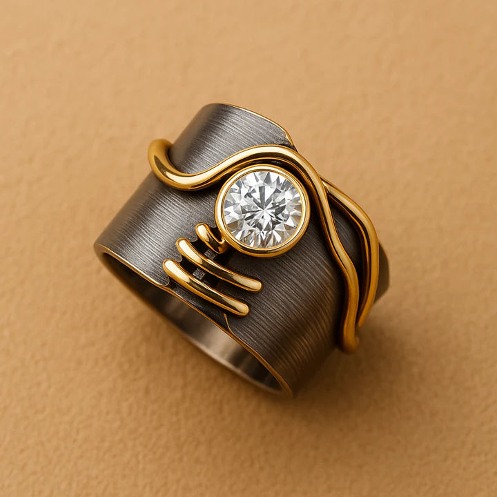 Vintage Dark Silver Zirconia Ring