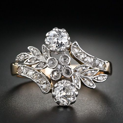 VIntage White Zirconia Wavy Leaf Ring