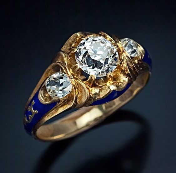 Vintage Old Golden Blue Zirconia Ring