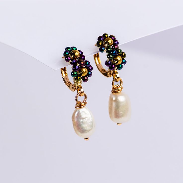 Vintage Pearl Confeti Earrings