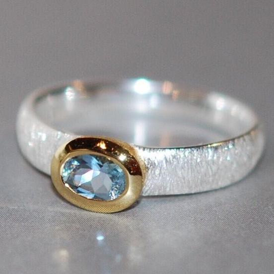 Vintage Silver & Gold Inlaid Blue Glass Ring