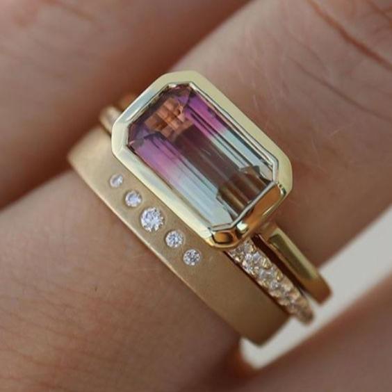 Vintage Colorful Inlaid Glass Golden Ring Set