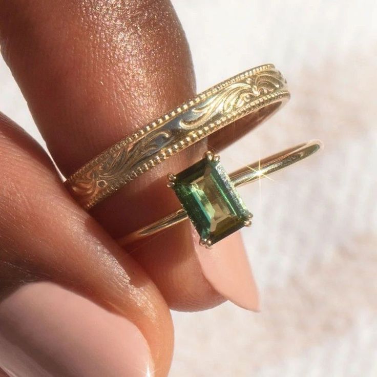 Vintage Gold & Green Ring Set