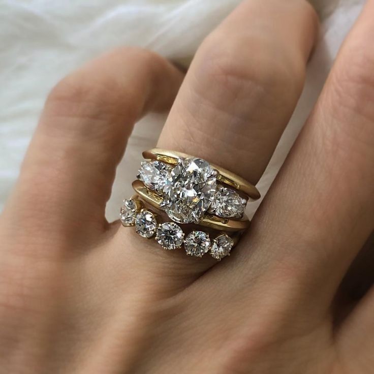 Oval Crystal Gold Ring Set