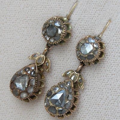 Vintage Glass Dangling Earrings