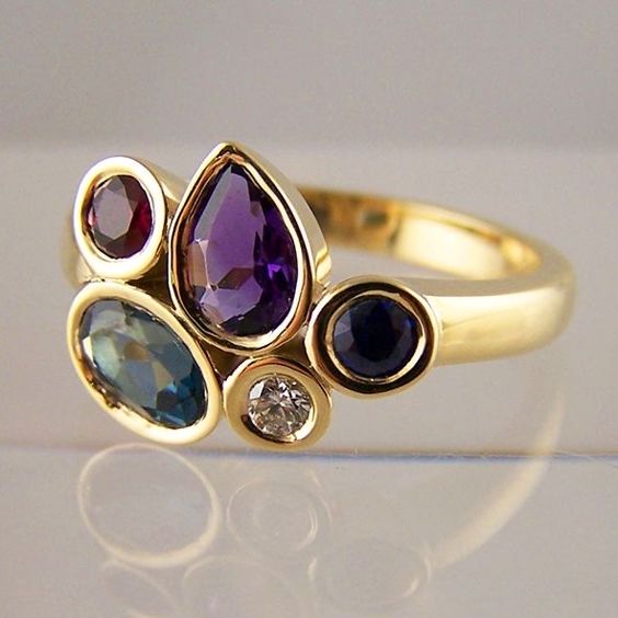 Vintage Colorful Inlaid Crystals Gold Ring