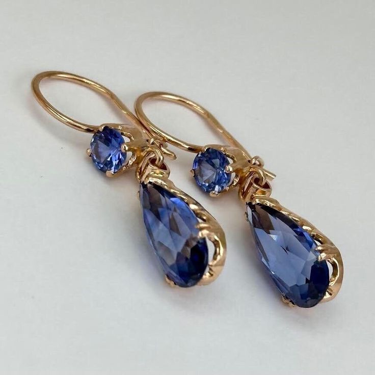 Vintage Dangling Blue Drop Earrings