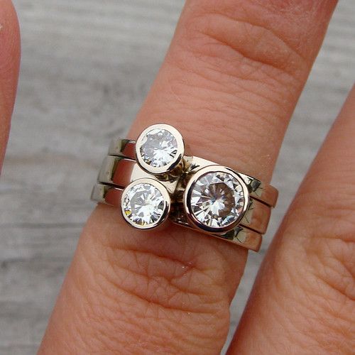 Vintage Triple Zirconia Layered Ring