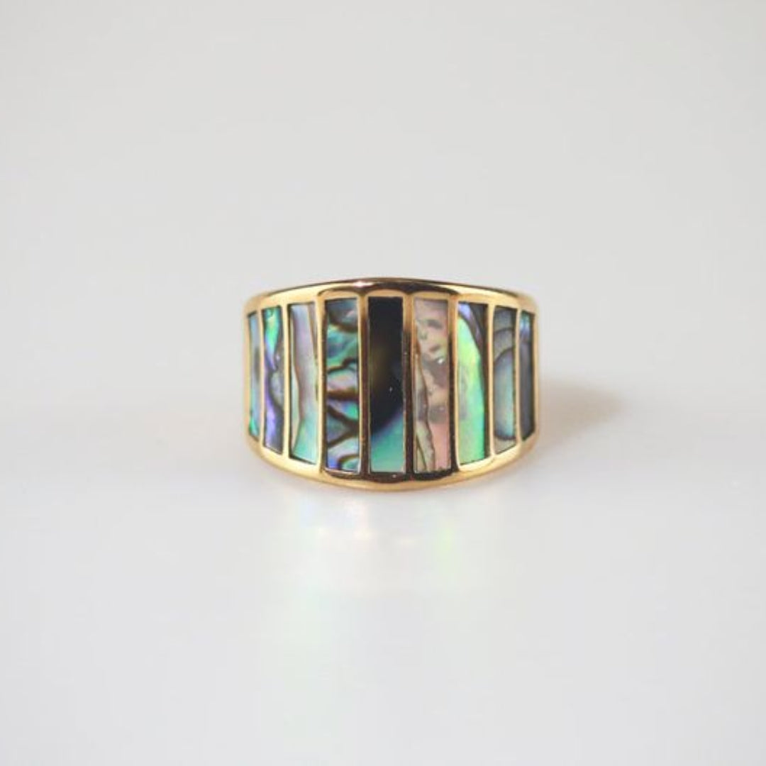 Vintage Gold Chromatic Ring