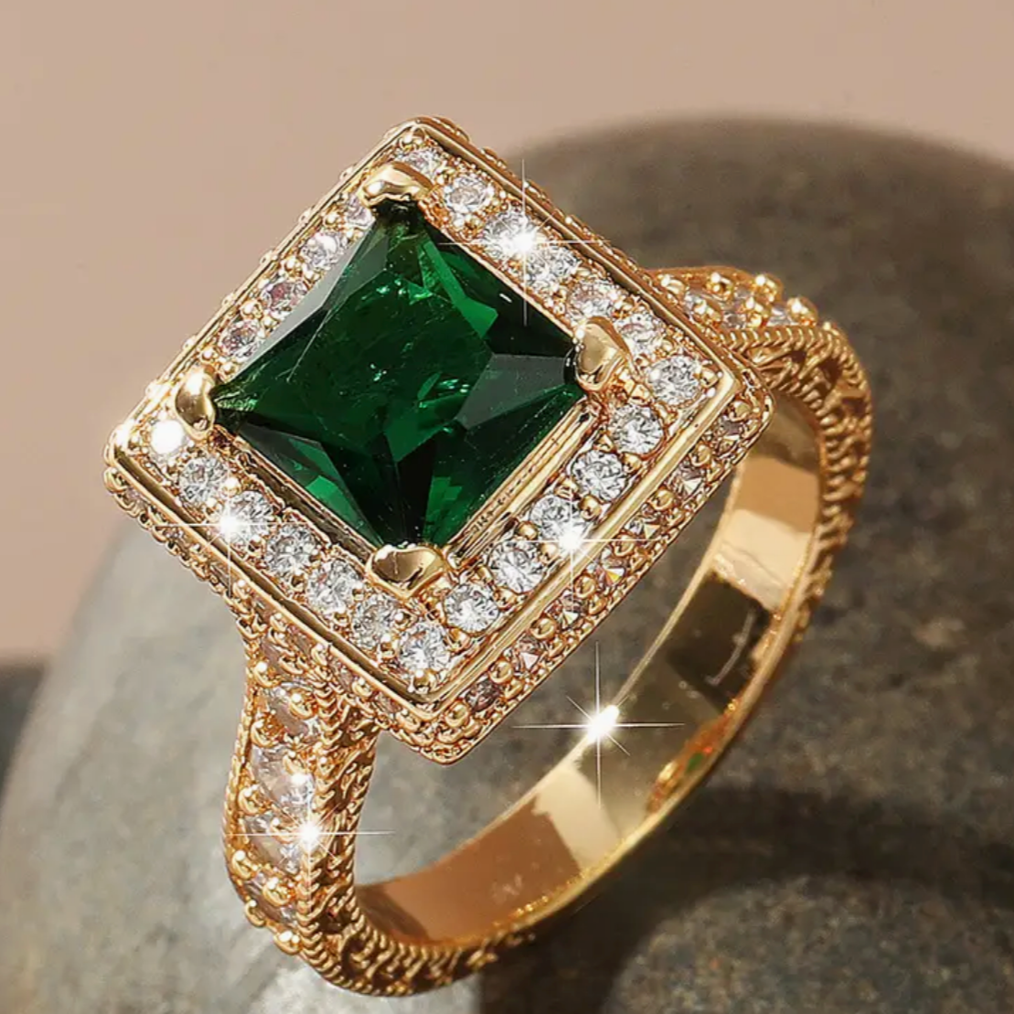 Vintage Cubic Green Crystal Gold Ring