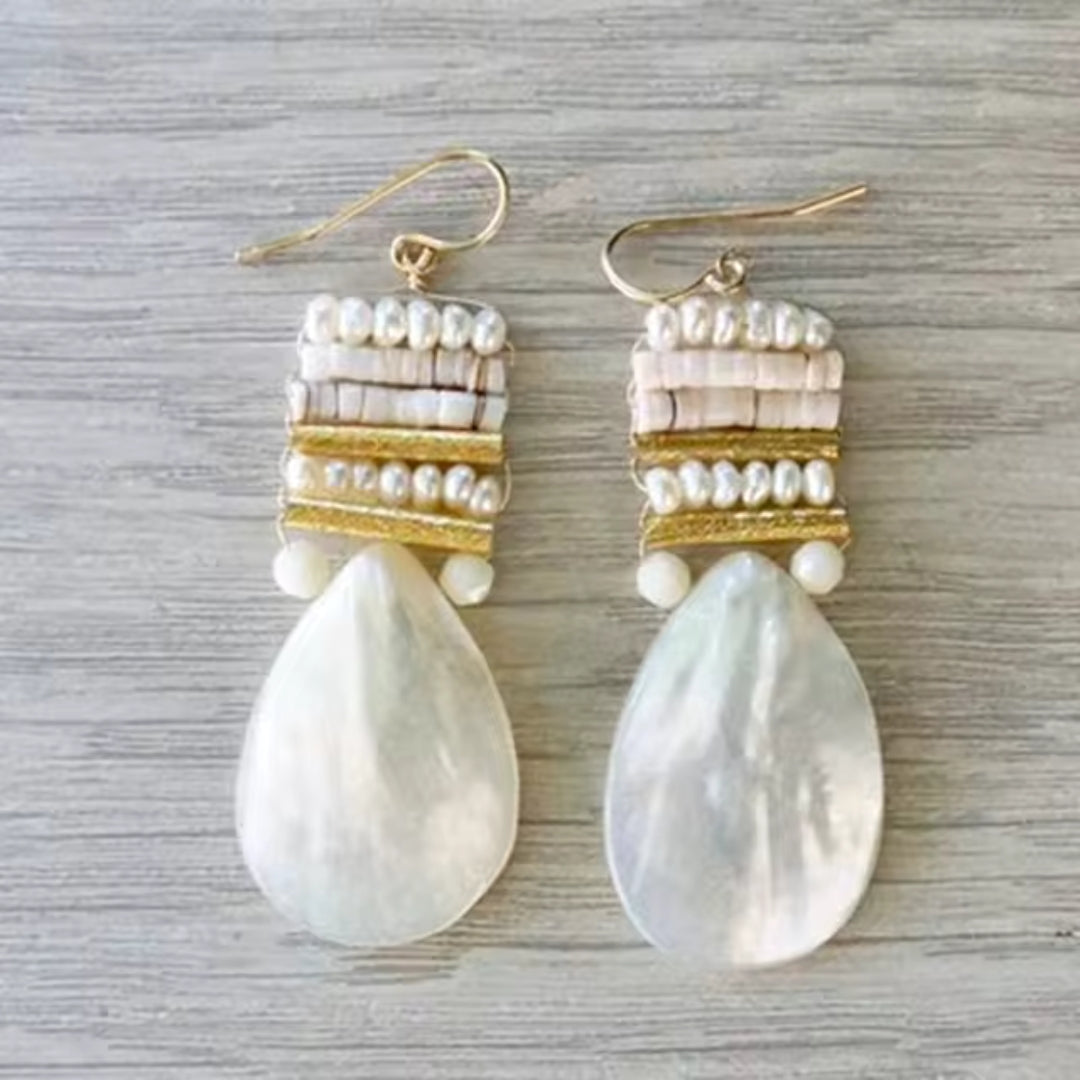 Vintage White Stone Pearl Gold Earrings