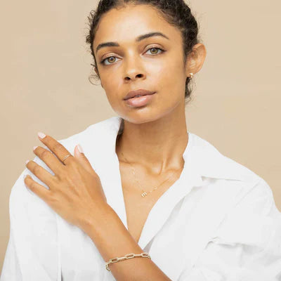 Love letter initial necklace | White Gold