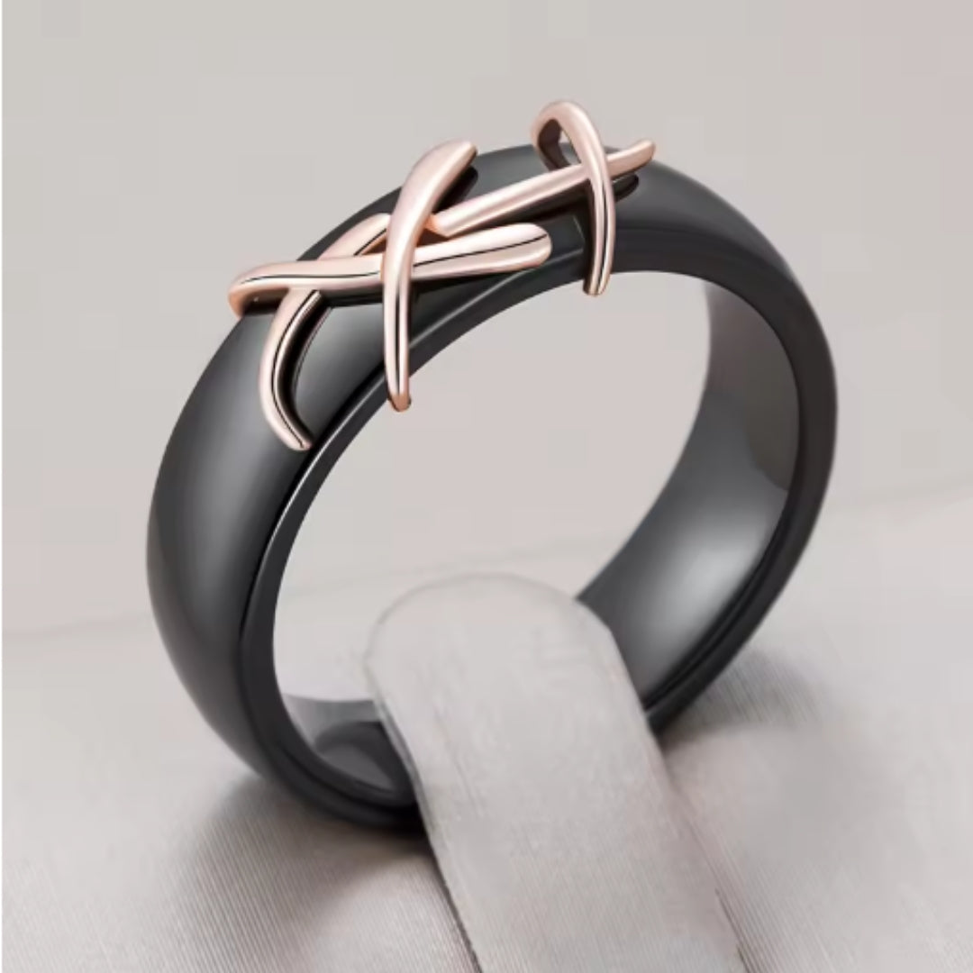 Elegant Black Gold Ring