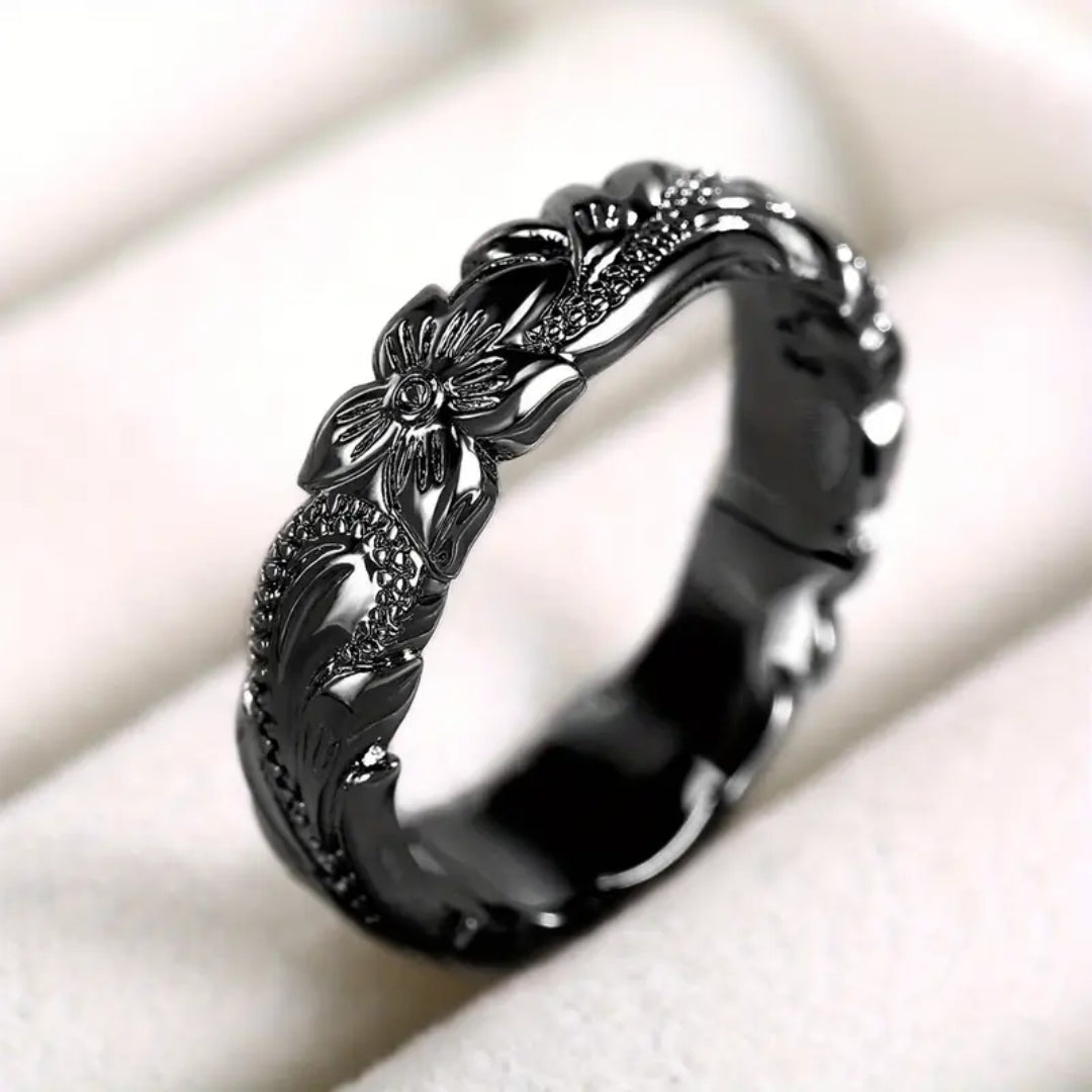 Black Trail Ring