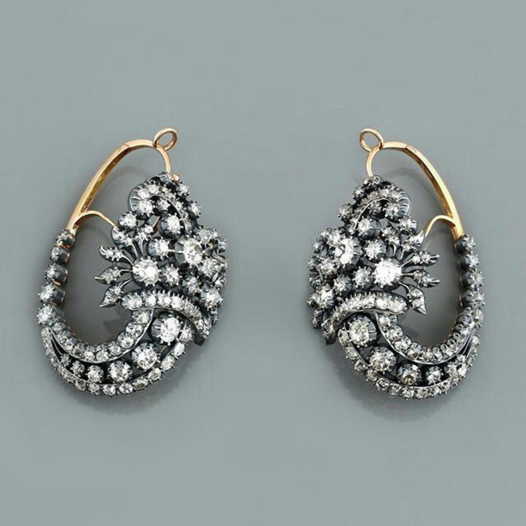 Sparkling Exotic Form Earrings