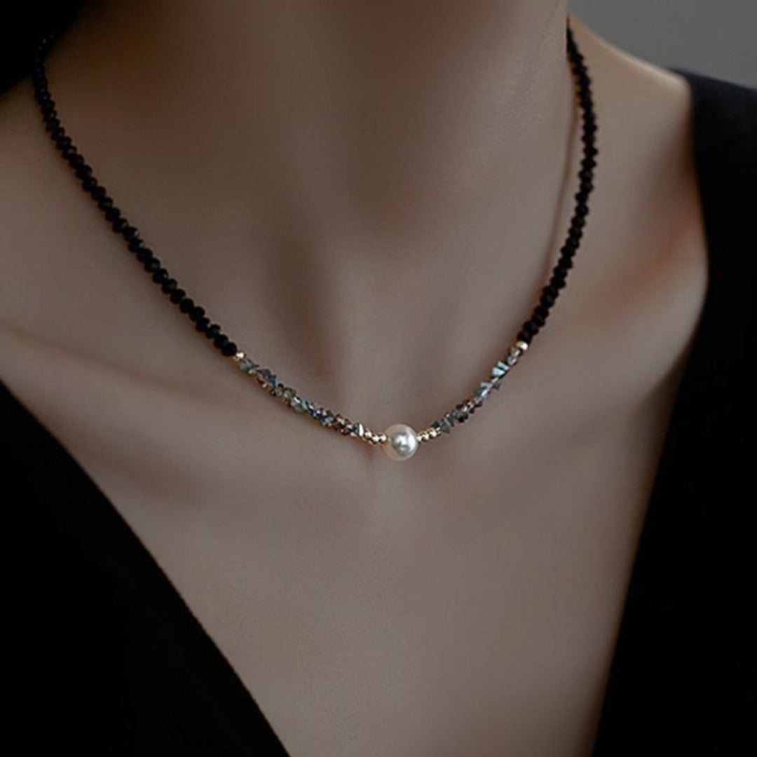 Black & Pearl Necklace