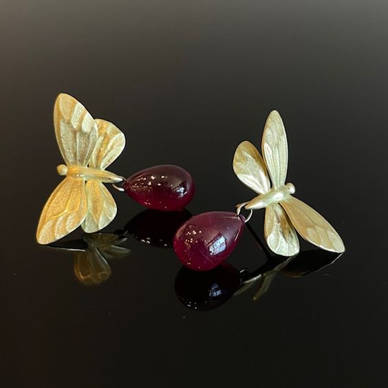 Vintage Golden Butterflies Ruby Drop Earrings