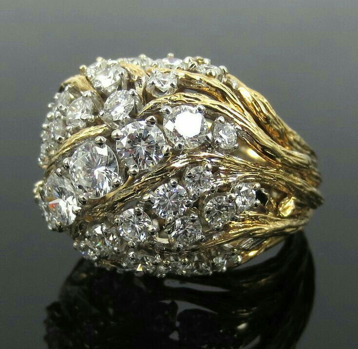 Vintage Exquisite Bright Gold Ring