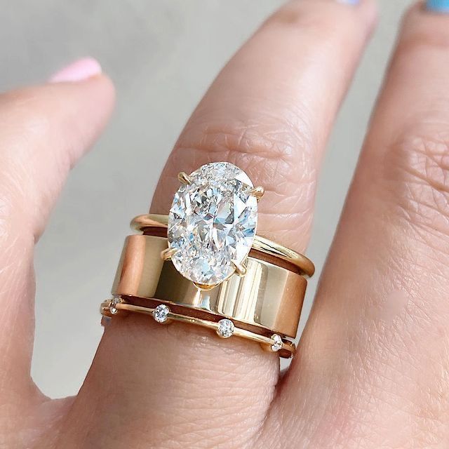 Vintage Gold Zirconia Oval Ring