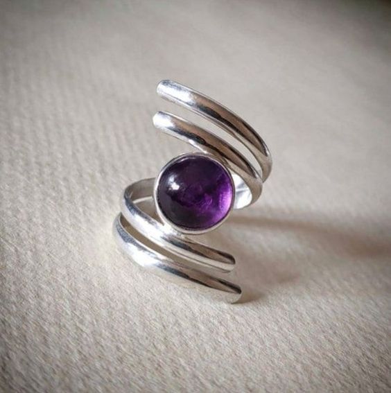 Vintage Spiral Purple Crystal Silver Ring