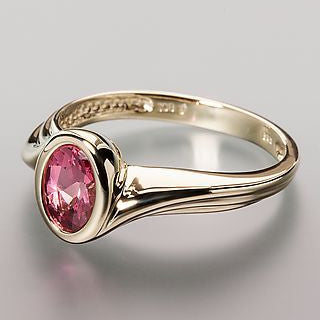 Vintage Pink Crystal Eye Gold Ring