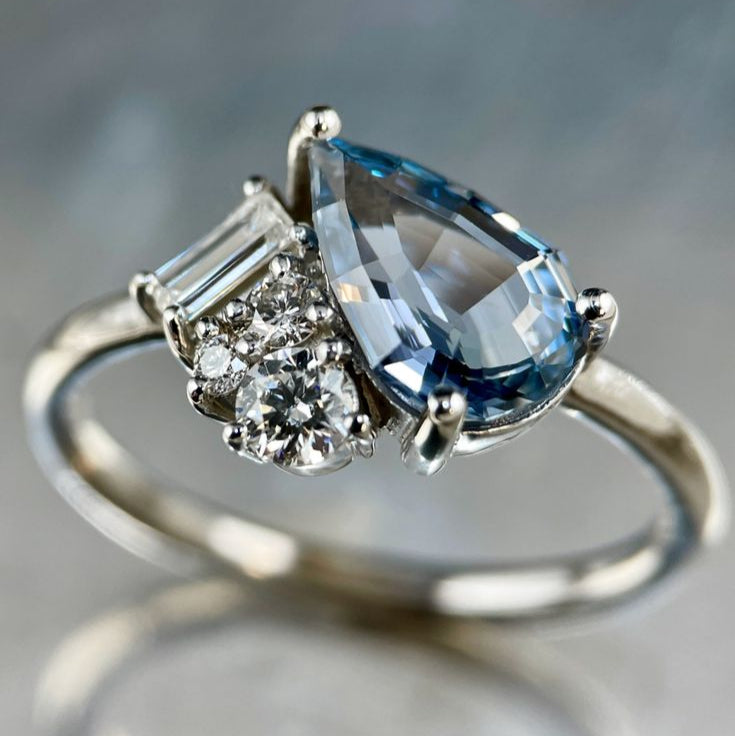 Vintage Sapphire Diamond Cluster Ring