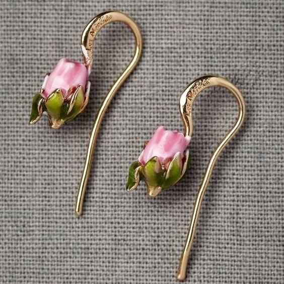 Vintage Dangling Pink Rose Gold Earrings