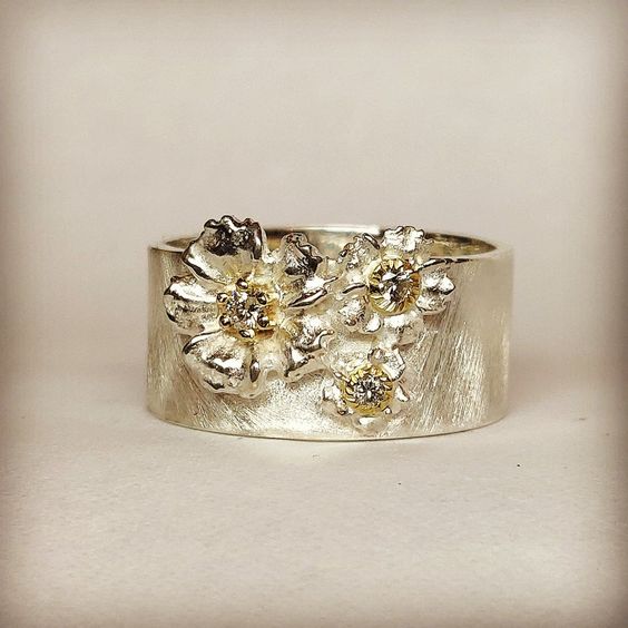 Vintage Flower Silvered Ring