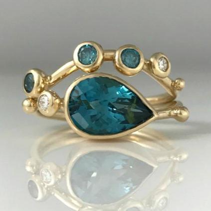 Vintage Turquoise Blue Glass Ring