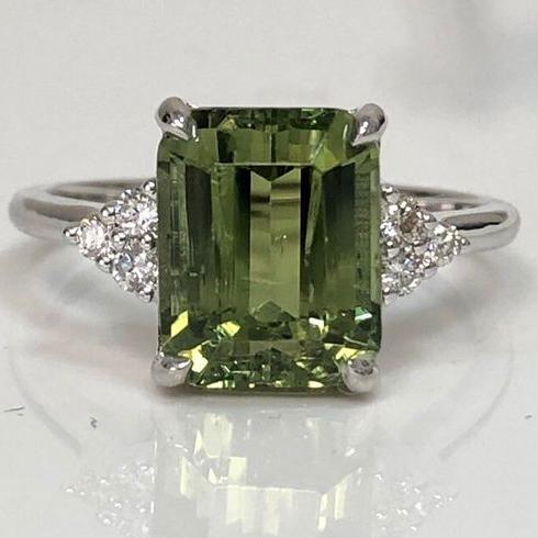 Vintage Green Crystal Square Silver Ring