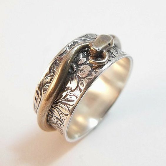 Vintage Silvered Serpent Flower Ring