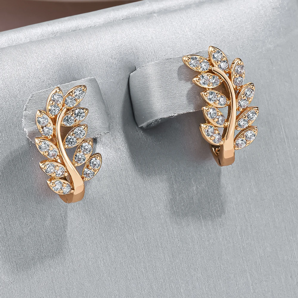 Elegant Inlaid Zirconia Leaf Earrings