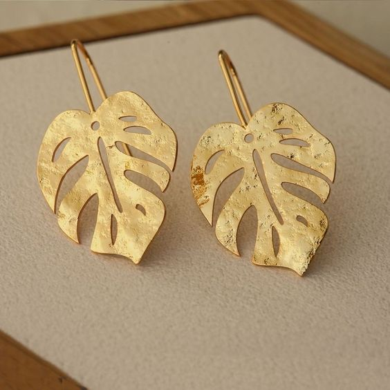 Vintage Golden Leaf Earrings