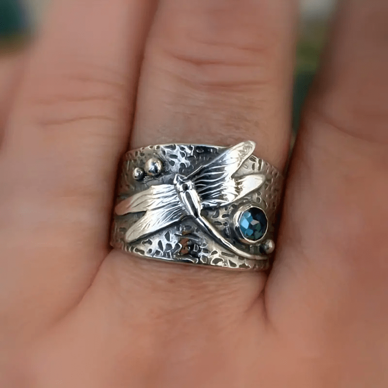 Vintage Blue Crystal Dragonfly Silver Ring