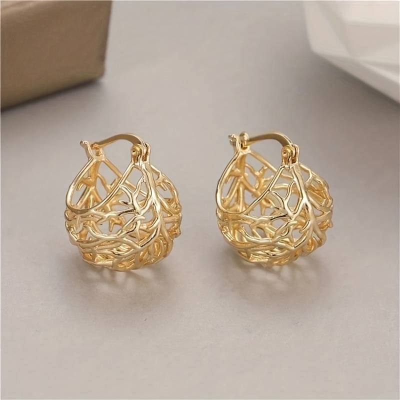 Vintage Hollow Golden Earrings