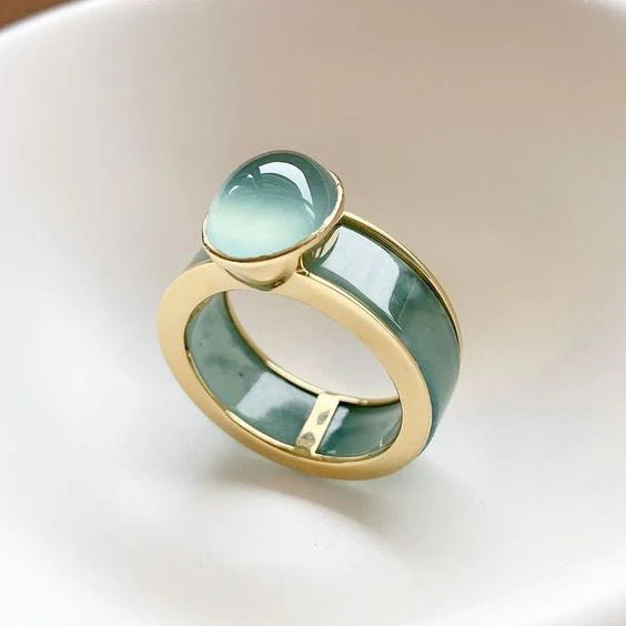 Vintage Green & Gold Ring