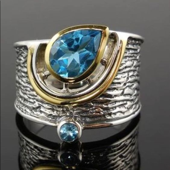 Vintage Blue Crystal Drop Silver Ring