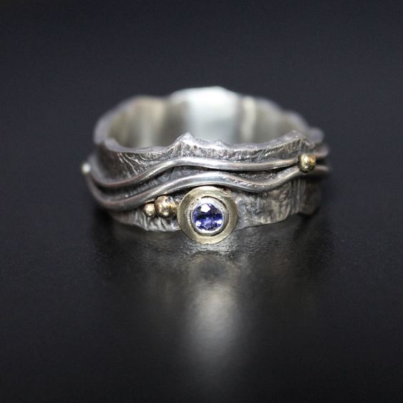 Vintage Silver & Zirconia Ring