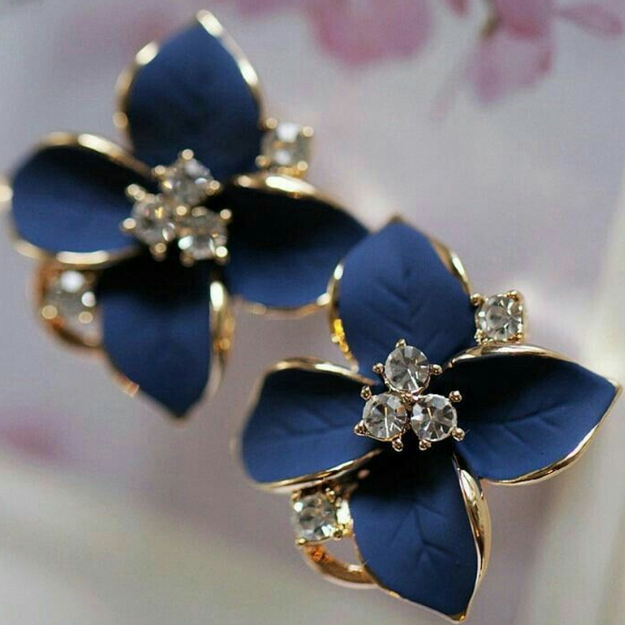 Vintage Blue Bright Flower Earrings